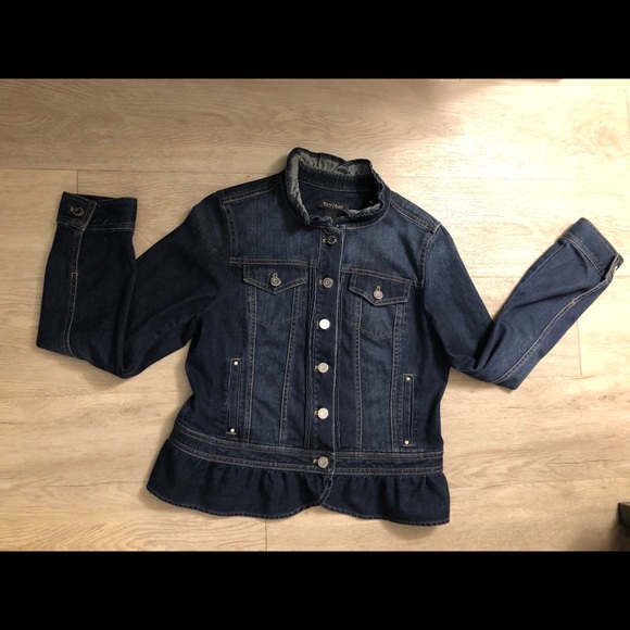 White House Black Market Jackets & Blazers - ✨White House Black Market jean jacket✨